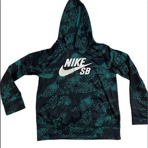 Nike hoodie boys large
